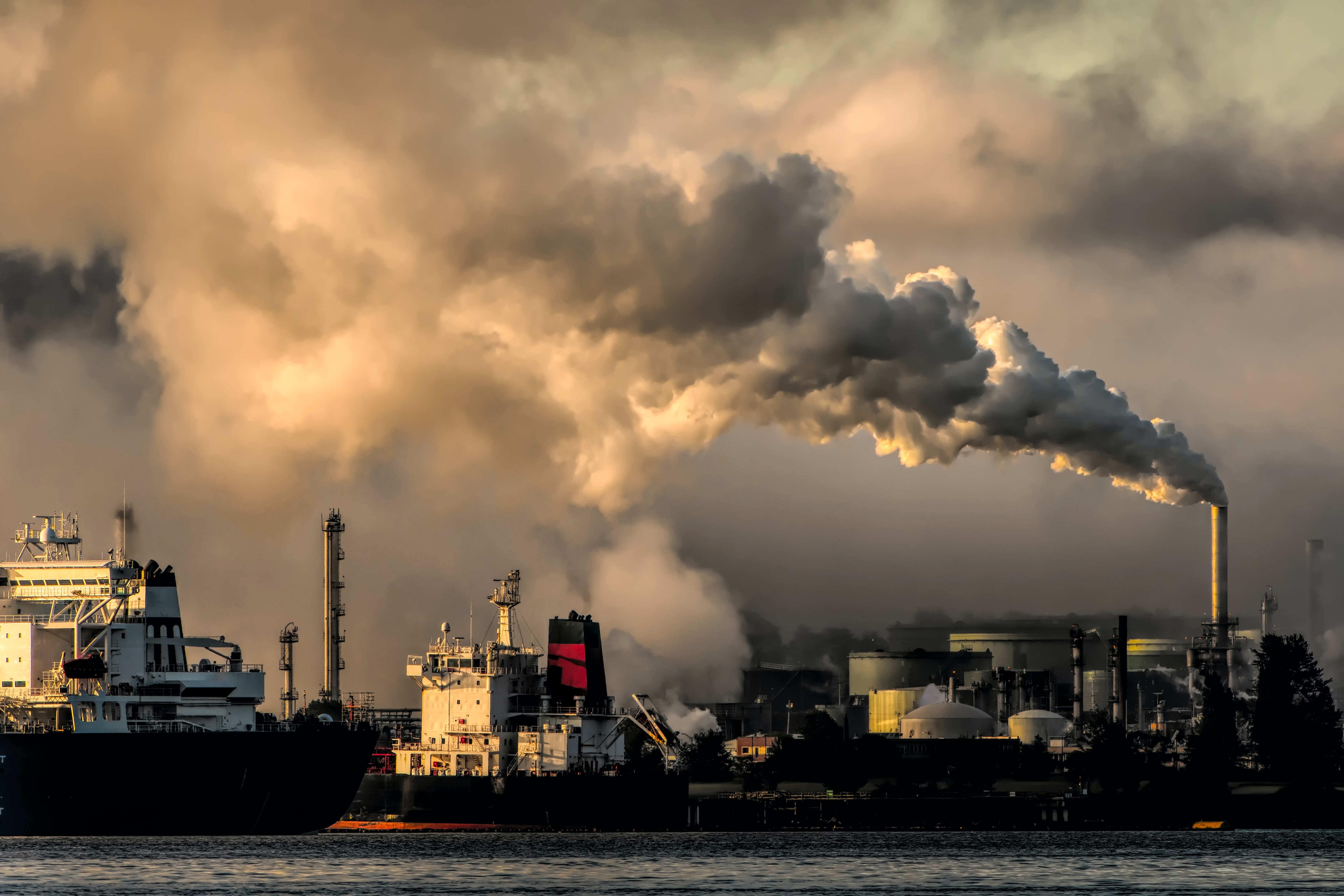 shipping_air_pollution.jpg